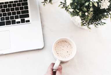 曼联旧将爆发夜！40岁C罗传射建功！青木大四喜安东尼黑贝轰双响